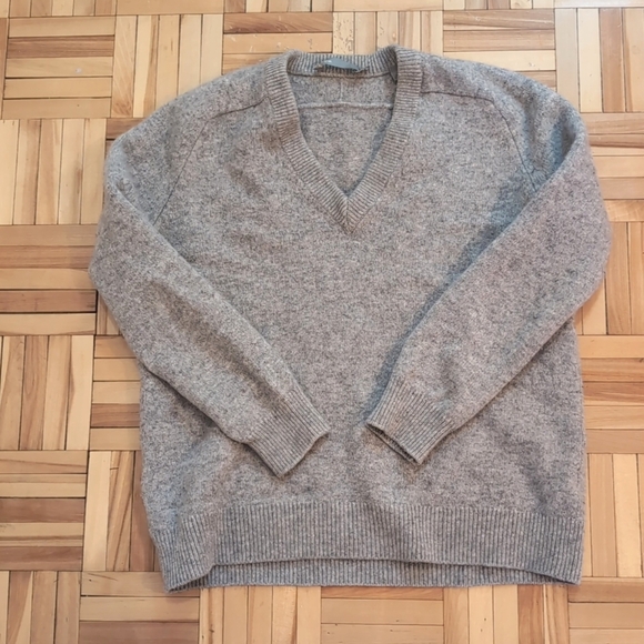 Vince wool cashmere blend v neck size S - Picture 1 of 5